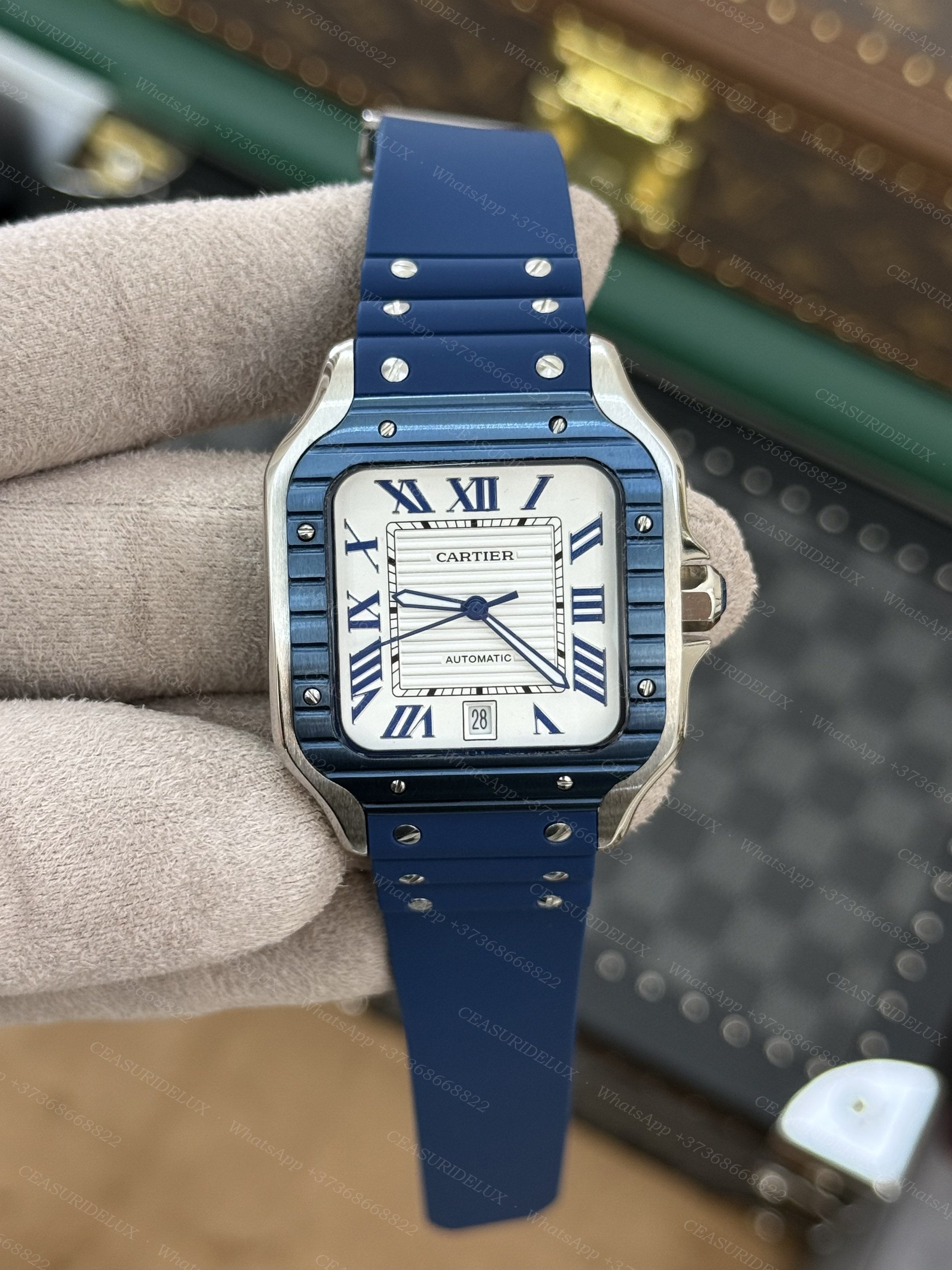 Cartier Santos Background