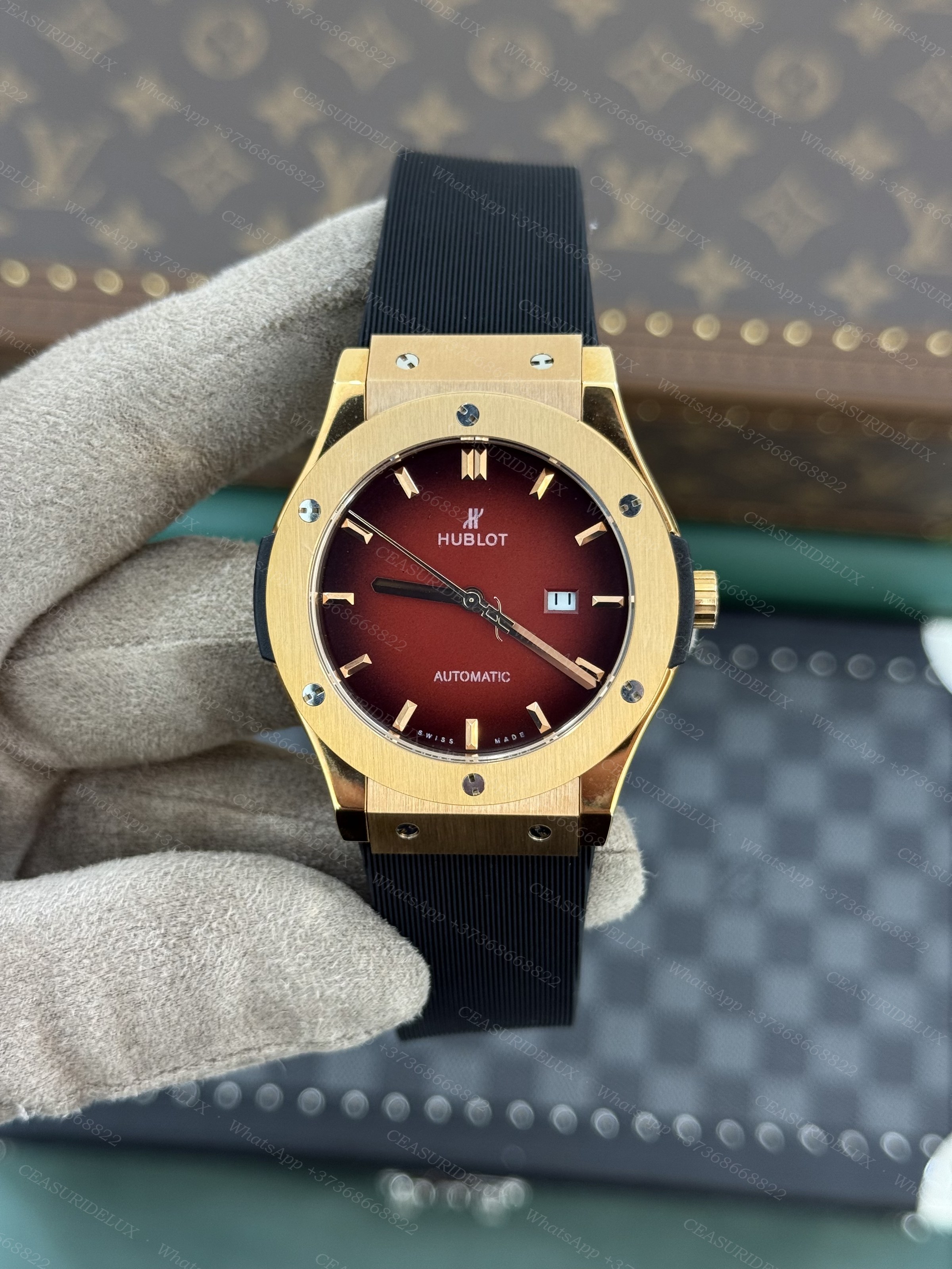 Hublot Classic Fusion Background