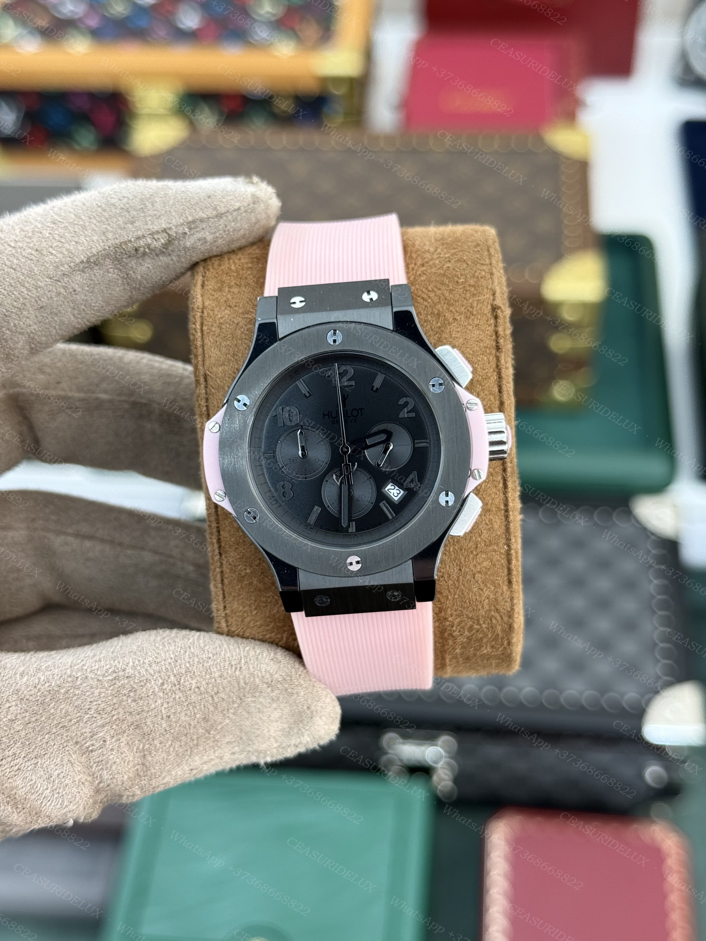 Hublot Tutti Frutti 36mm Background