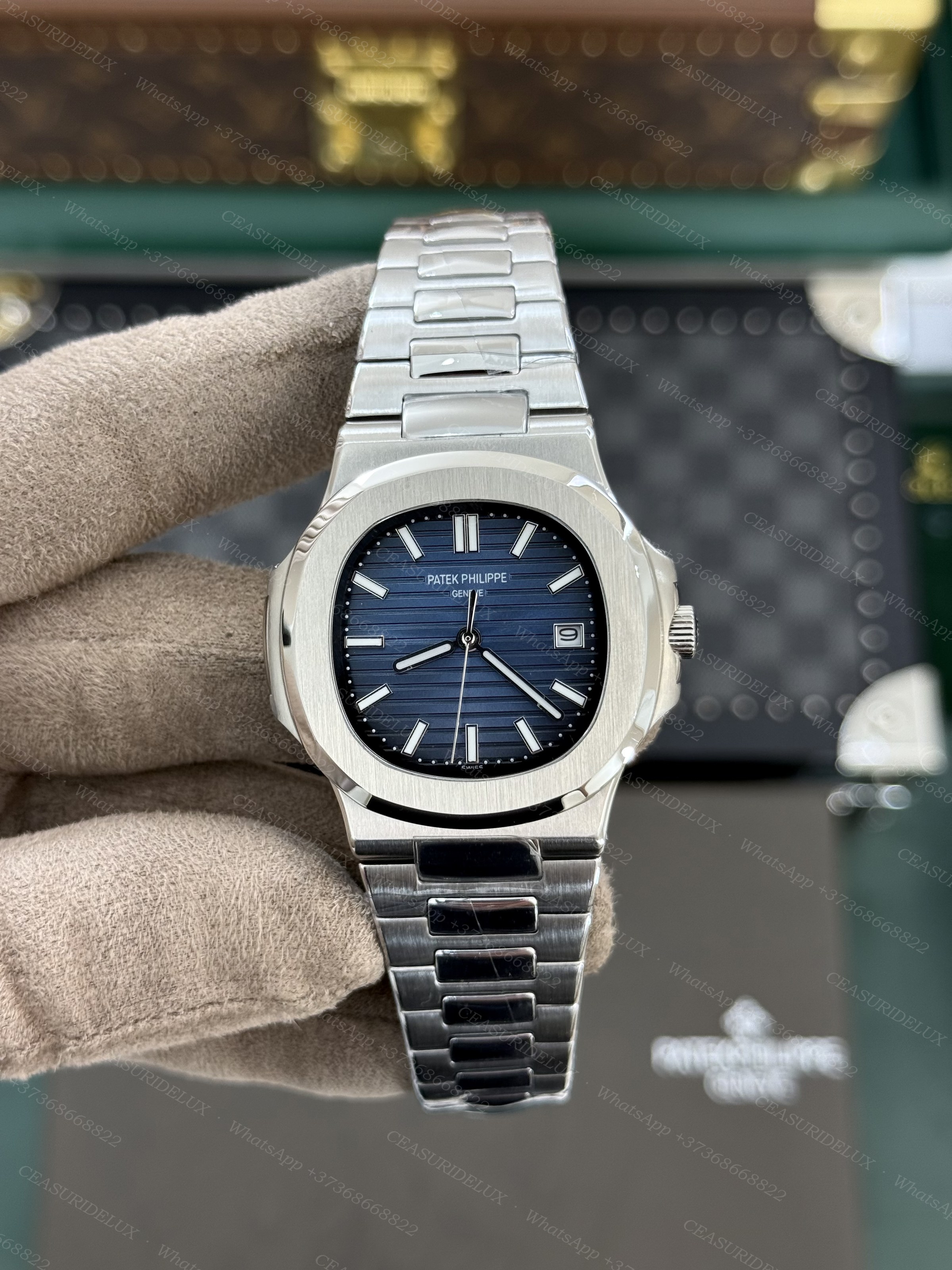 Patek Philippe Nautilus Background