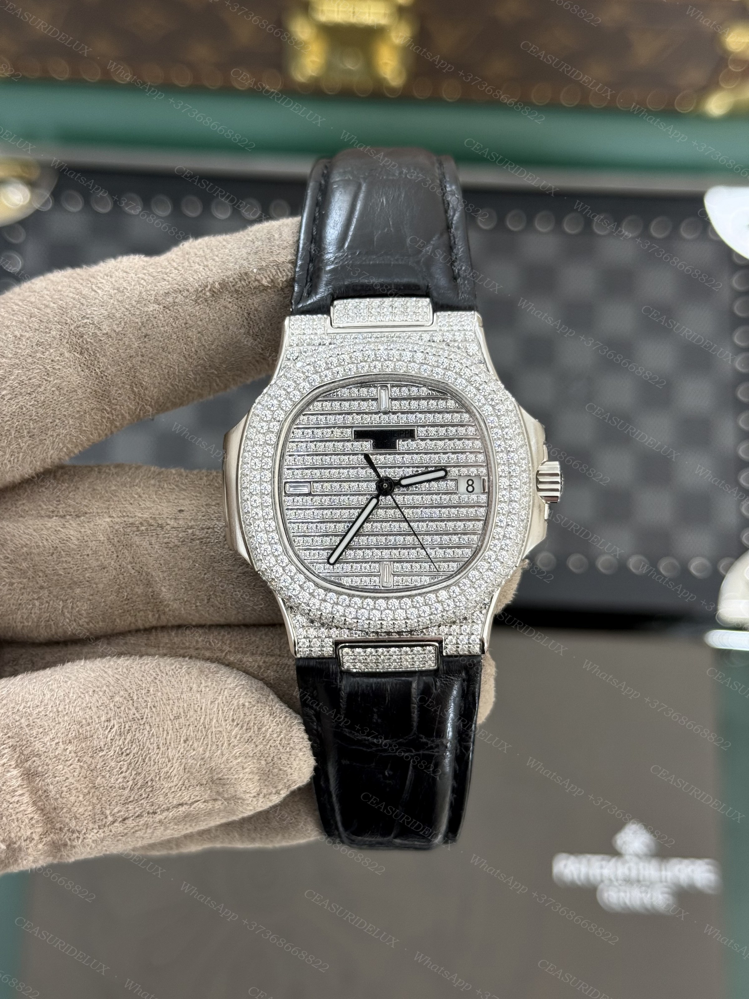 Patek Philippe Nautilus Background