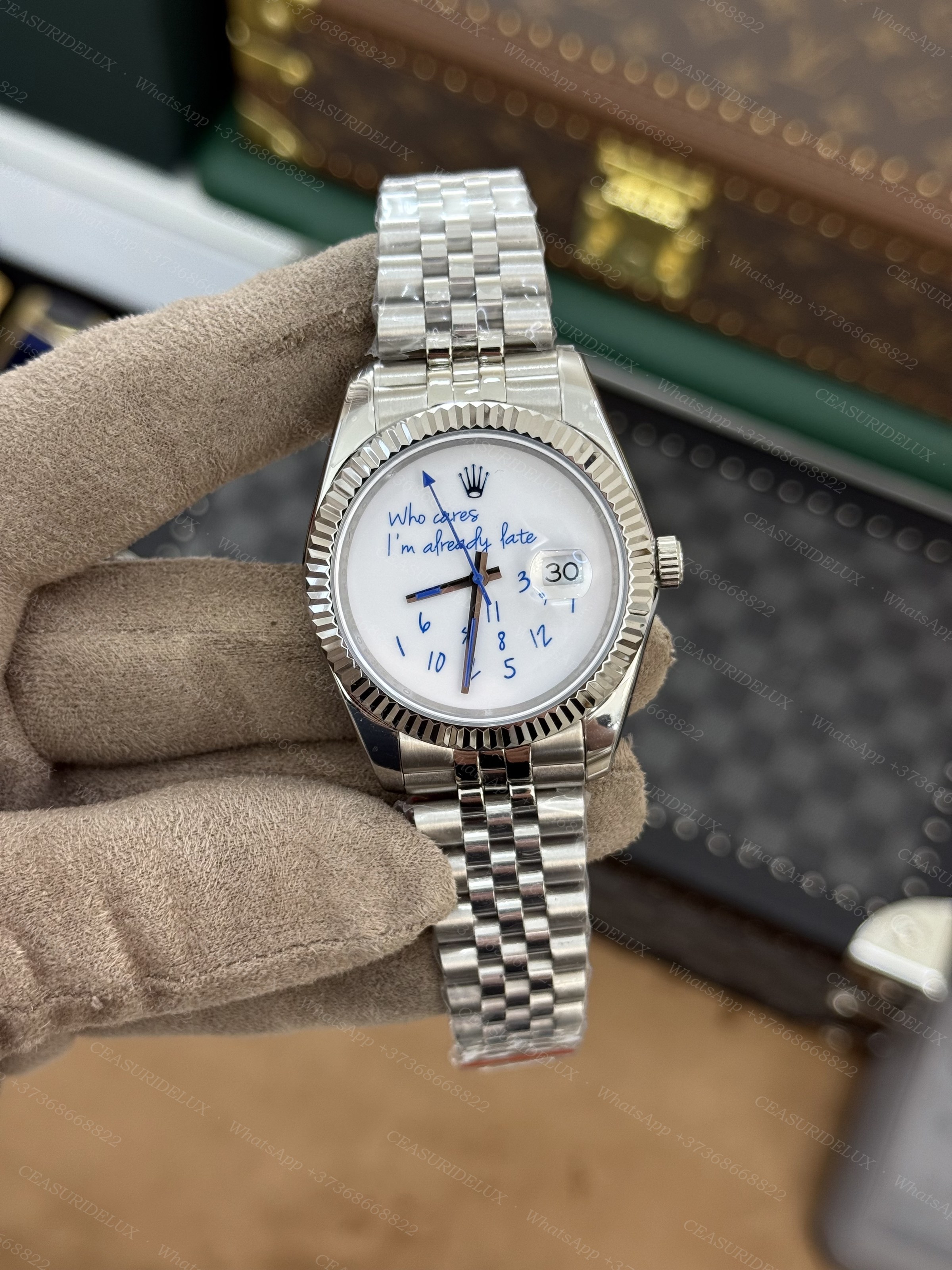 Rolex Date-Just 41 Background