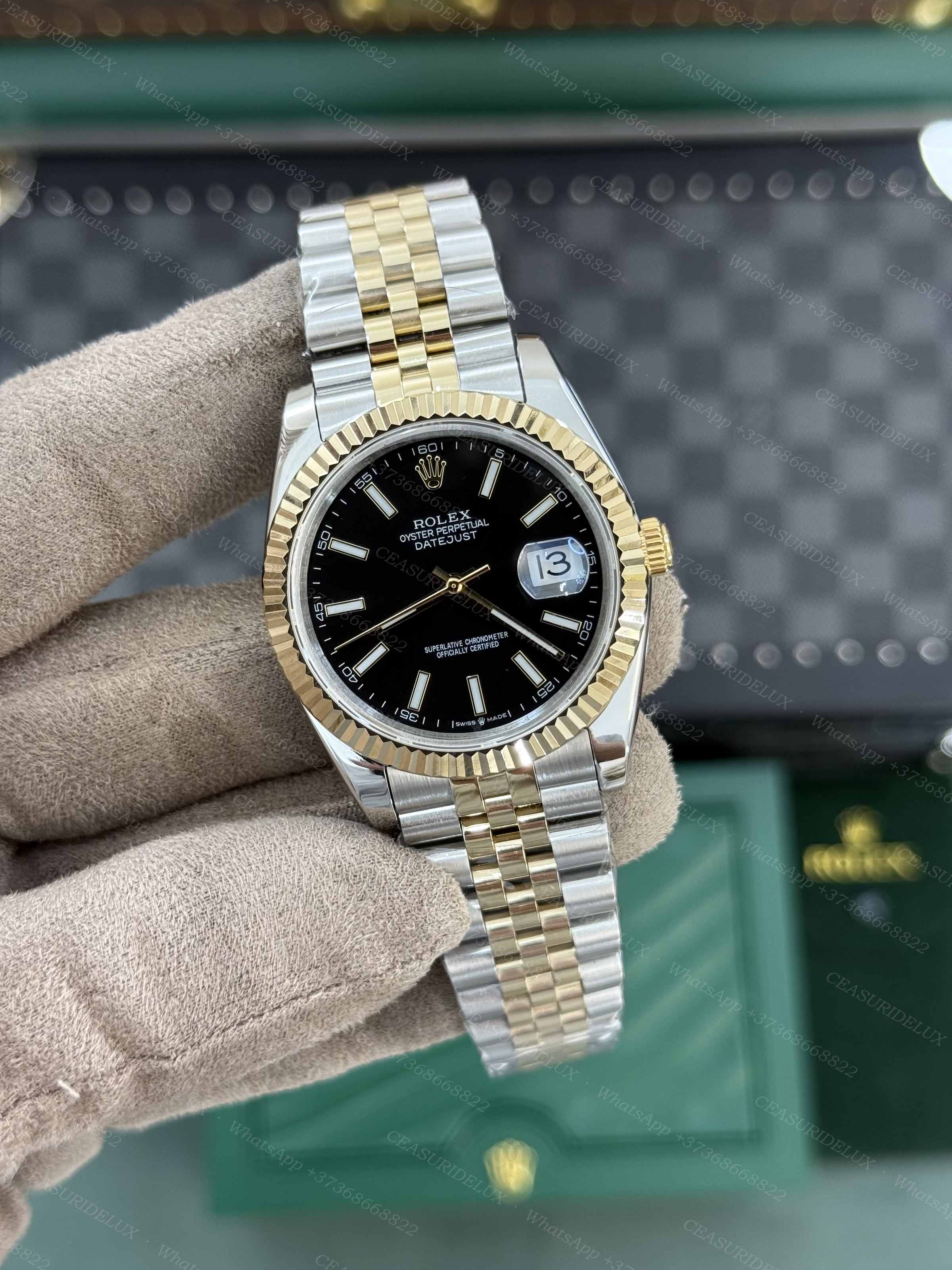 Rolex Date-Just 41 Background