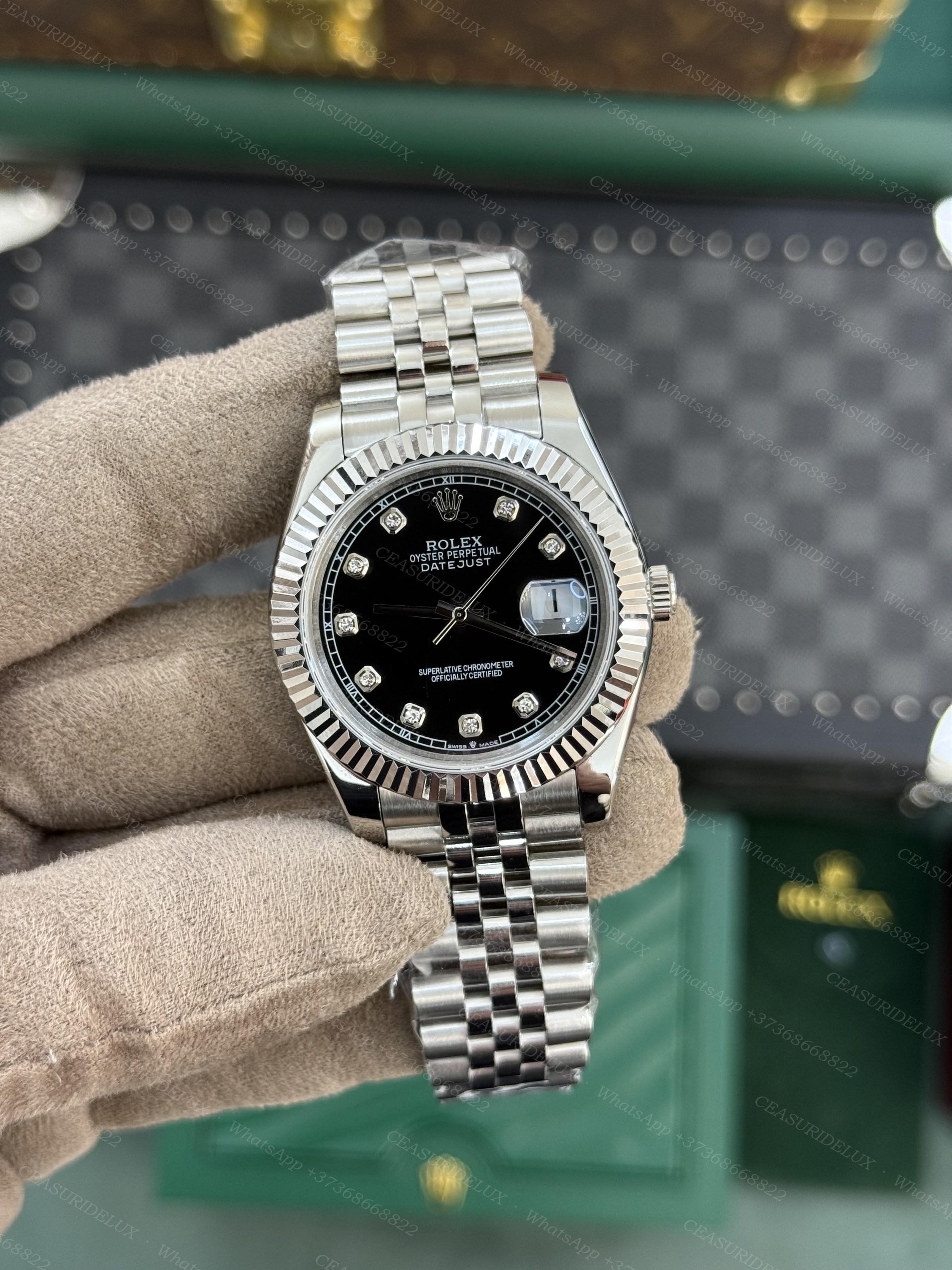 Rolex Date-Just 41 Background