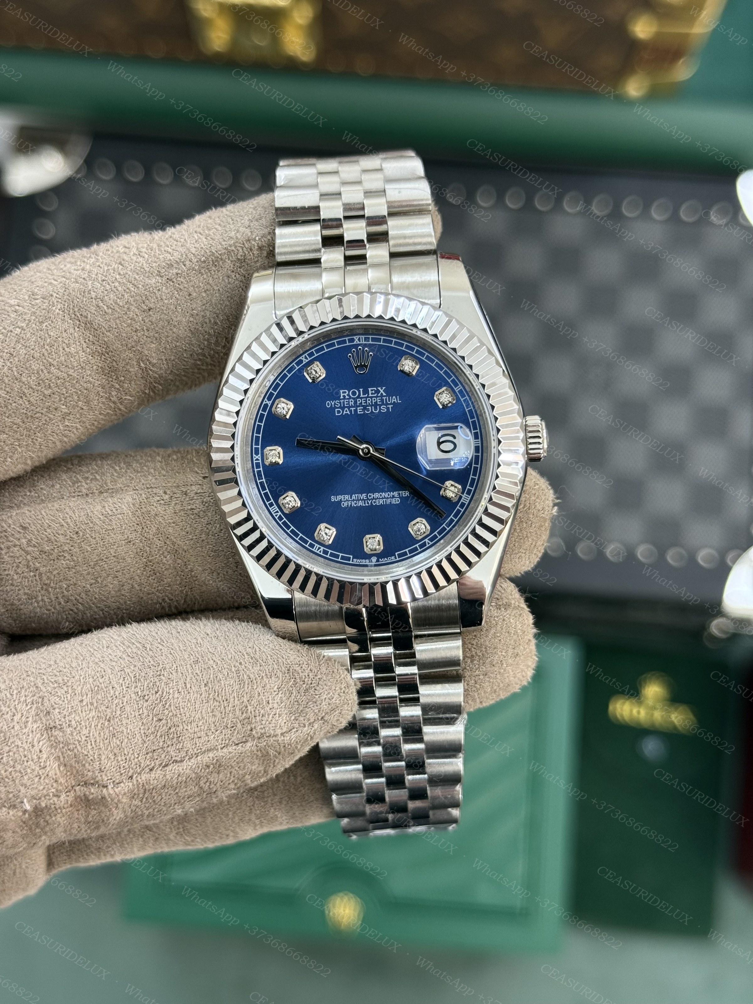 Rolex Date-Just 41 Background
