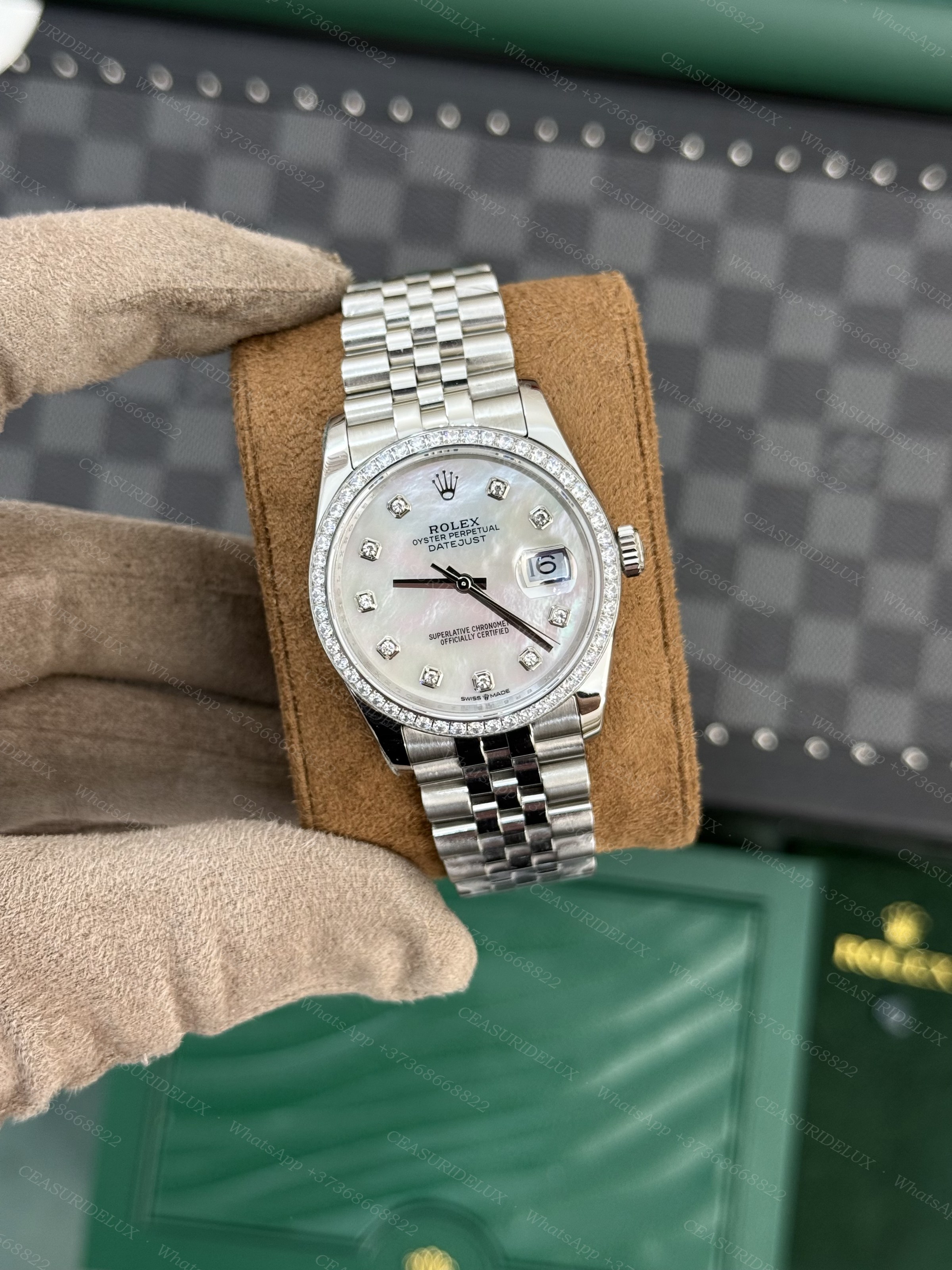 Rolex Date-Just 36 Background