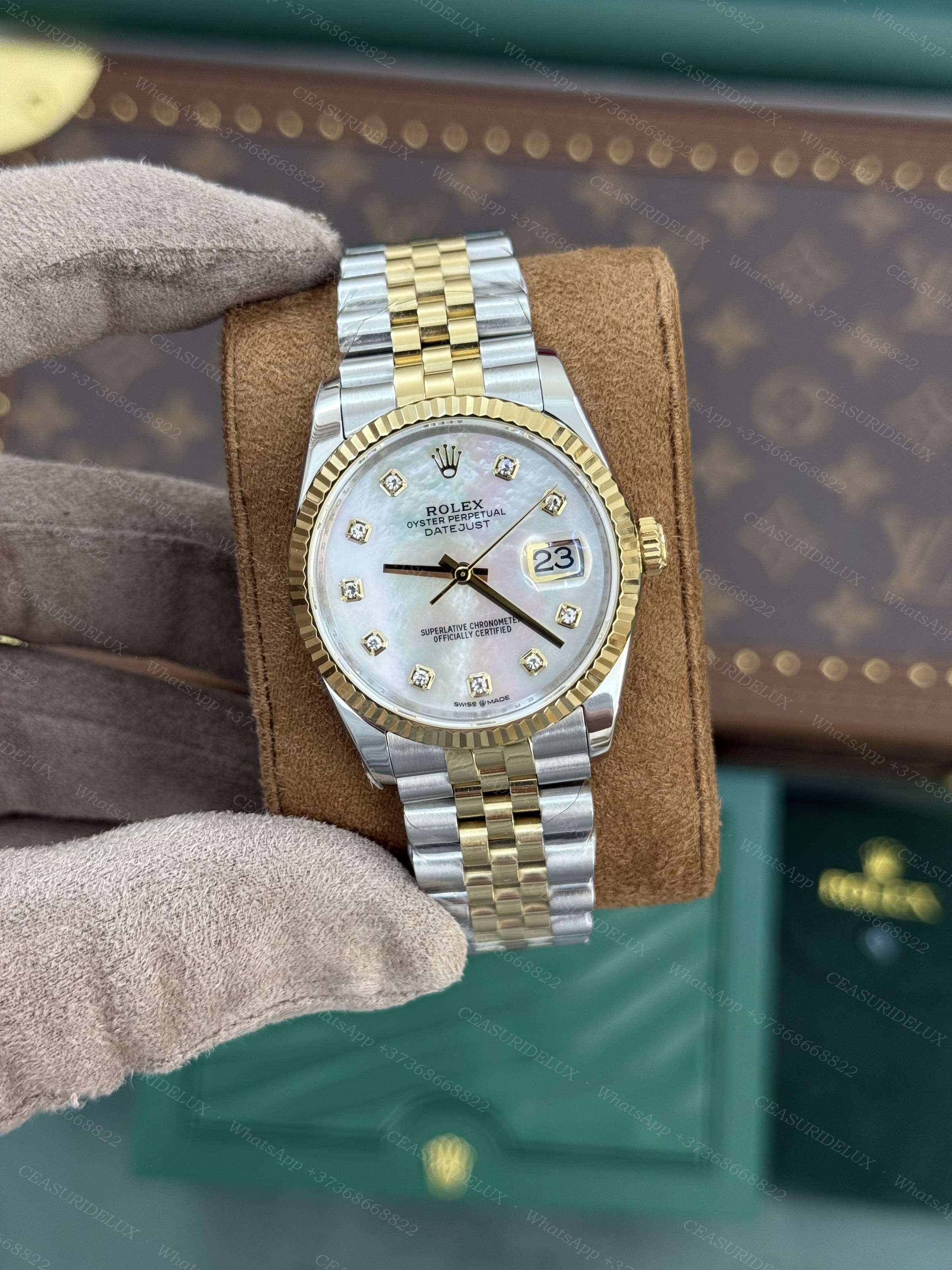 Rolex Date-Just 36 Background