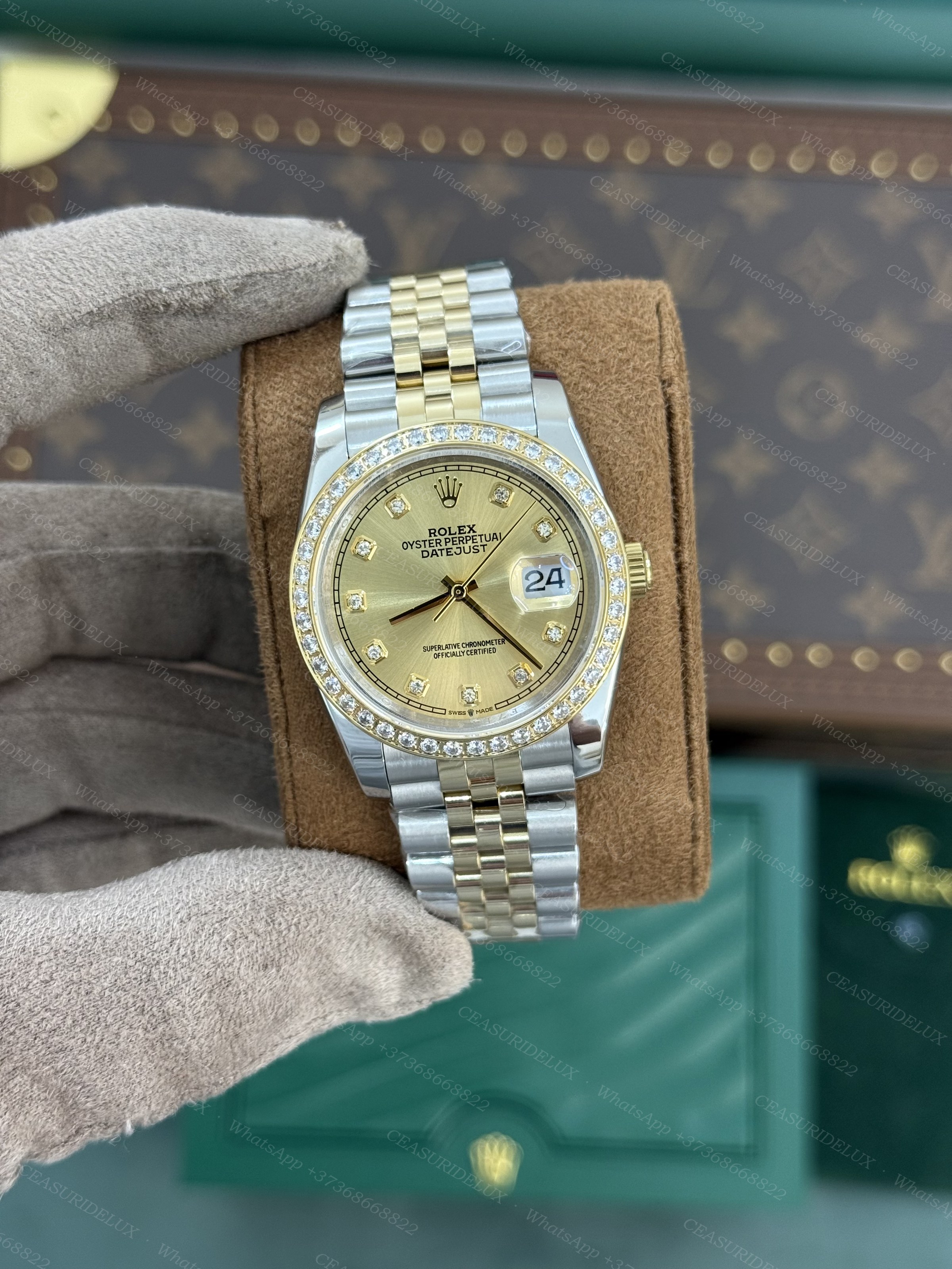 Rolex Date-Just 36 Background