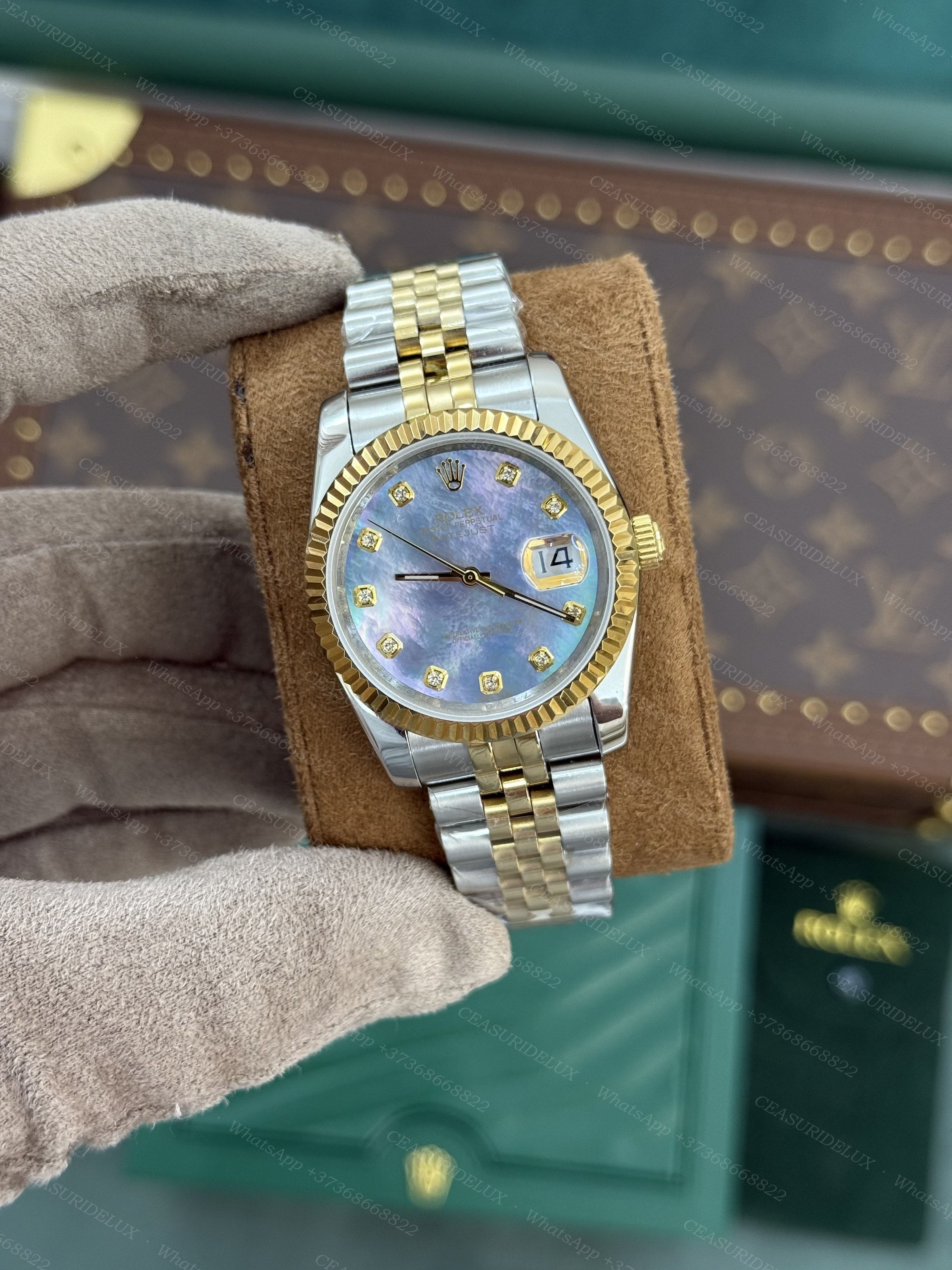 Rolex Date-Just 36 Background