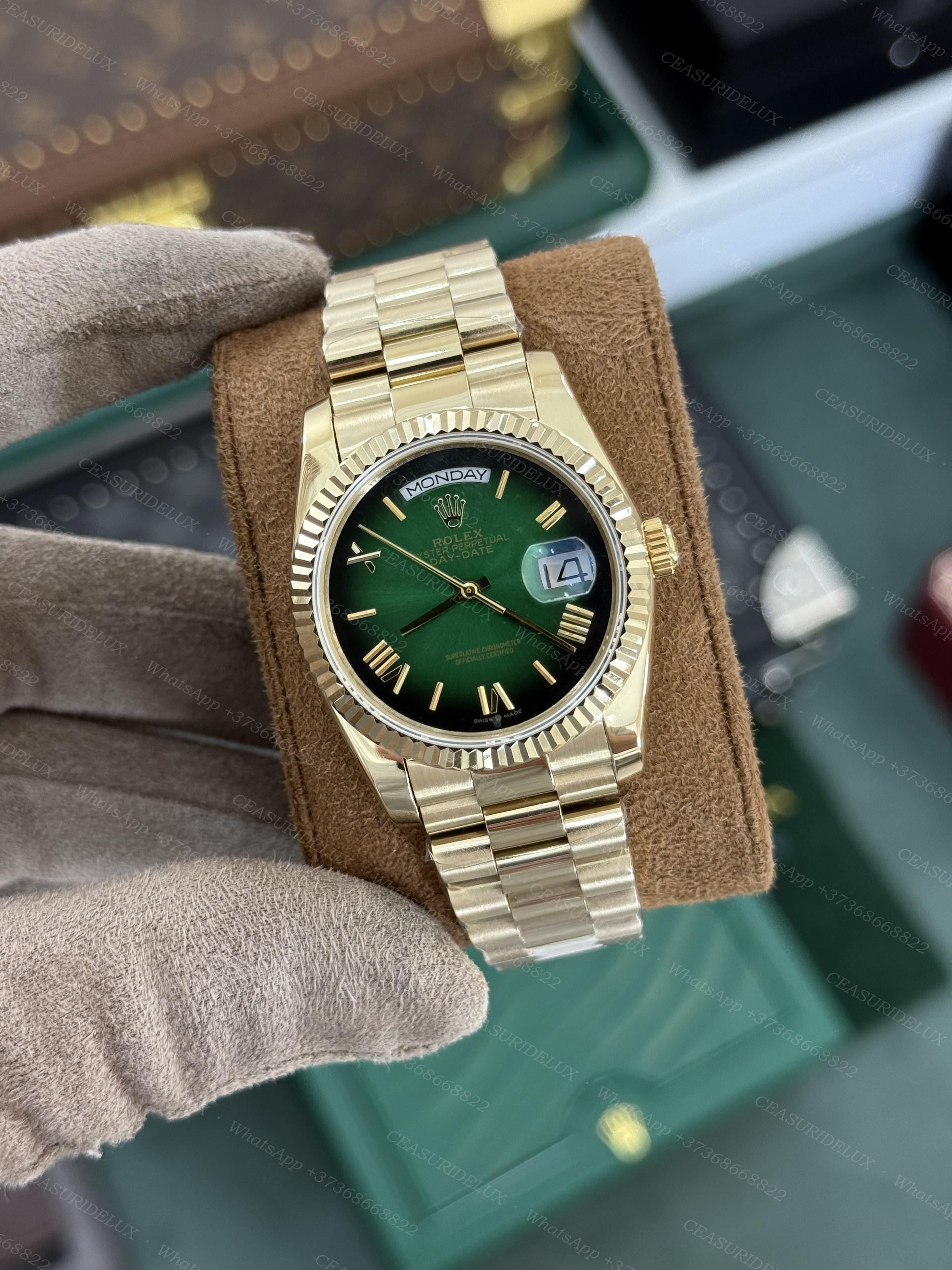 Rolex Date-Just 36 Background