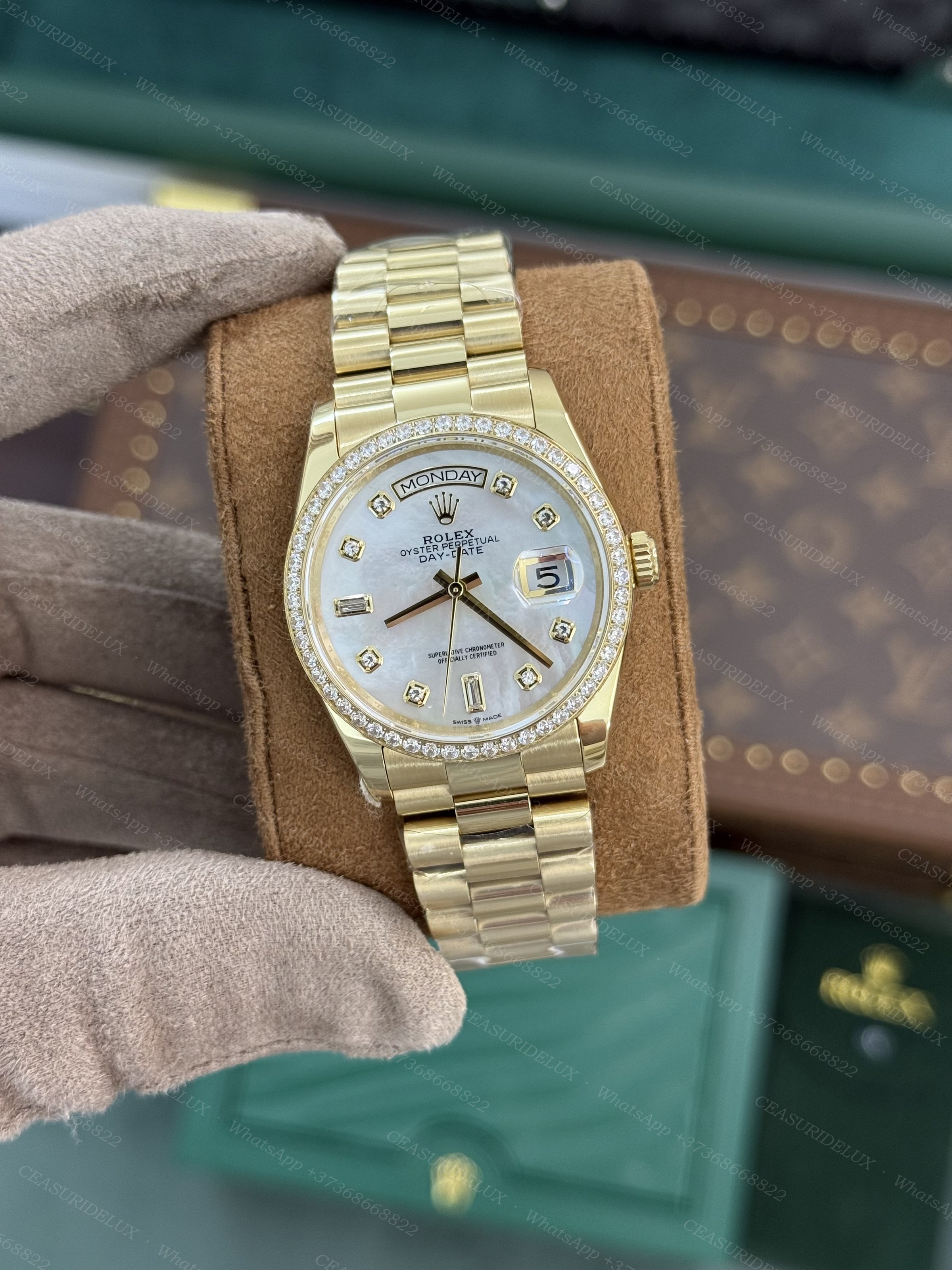Rolex Day-Date 36 Background