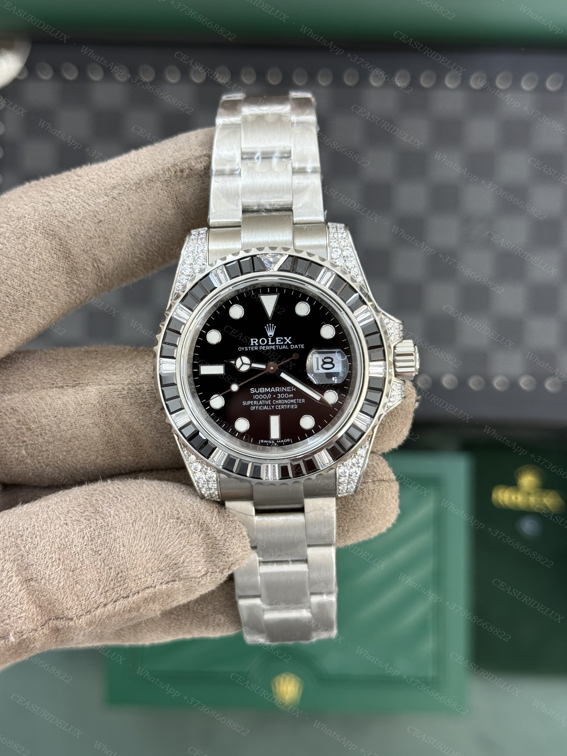 Rolex Submariner Background